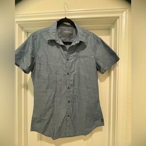 *CALVIN KLEIN MENS CASUAL SHORT SLEEVE BUTTON DOWN*